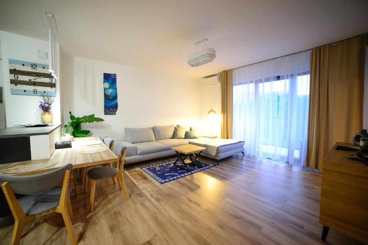 Apartamenty Via Marina Wrocław Exterior foto